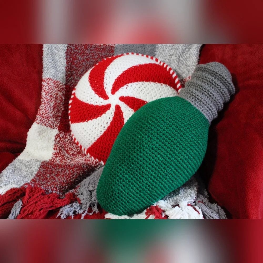 Handmade Holiday Light Pillow- Green